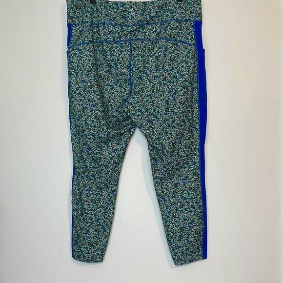 Lands' End Women's Active High Rise Compression Slimming Pocket Leggings 2X - Picture 4 of 7